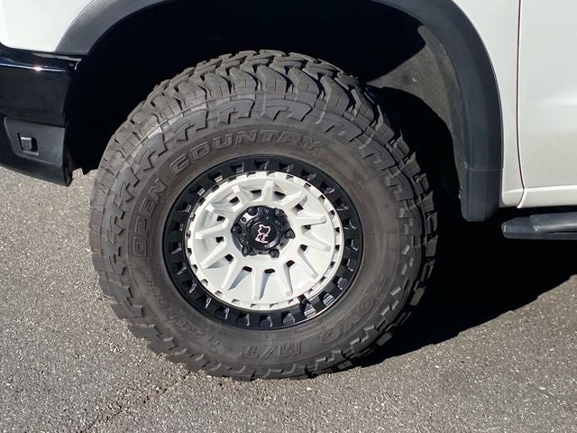 2024 Chevrolet Silverado 1500 ZR2 UPFITTED