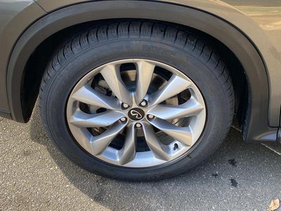 2021 INFINITI QX50 LUXE