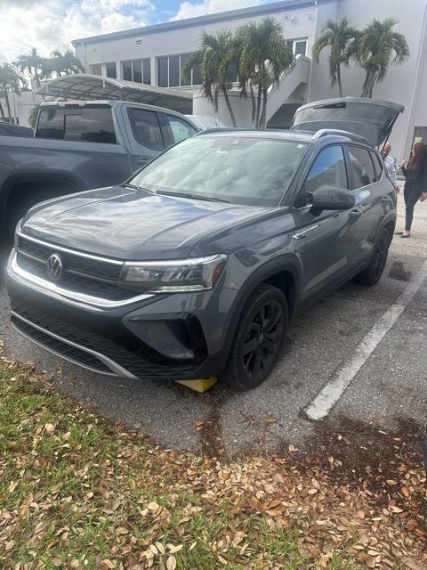 2024 Volkswagen Taos SE