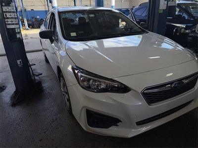 2019 Subaru Impreza 2.0i