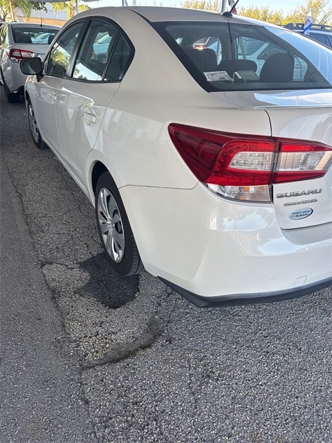 2019 Subaru Impreza 2.0i