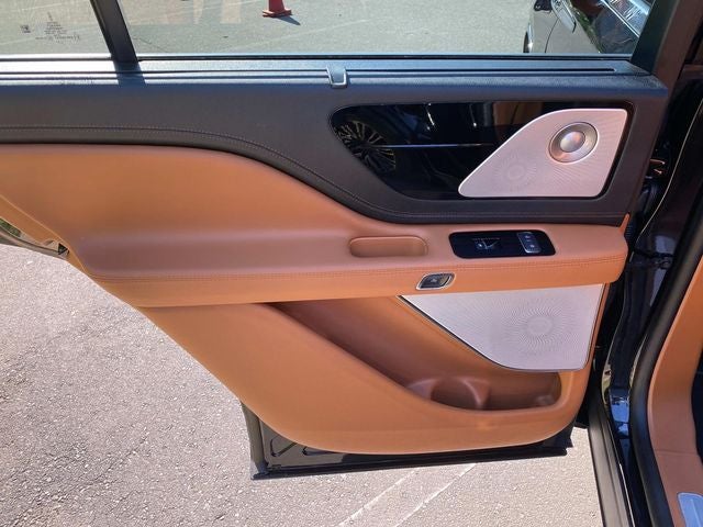 2023 Lincoln Aviator Black Label CPO