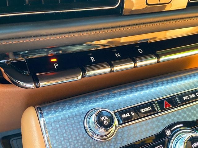 2023 Lincoln Aviator Black Label CPO