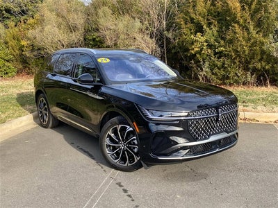 2024 Lincoln Nautilus Reserve