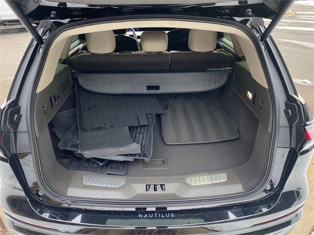 2024 Lincoln Nautilus Reserve