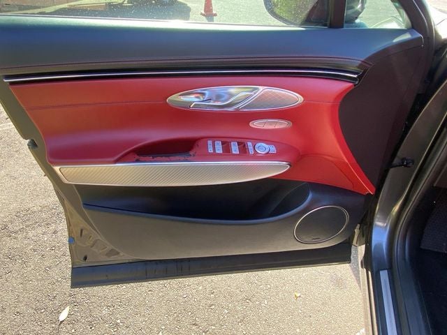 2024 Genesis GV70 2.5T