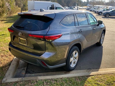 2022 Toyota Highlander L