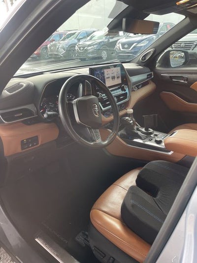 2020 Toyota Highlander Platinum
