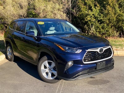 2023 Toyota Highlander LE
