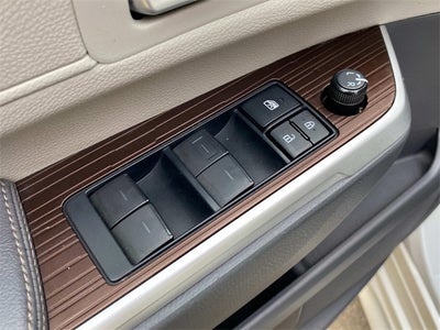 2021 Toyota Sienna XLE 8 Passenger