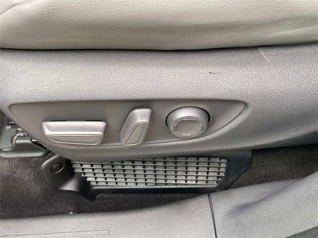 2021 Toyota Sienna XLE 8 Passenger