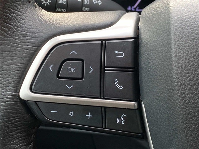 2021 Toyota Sienna XLE 8 Passenger