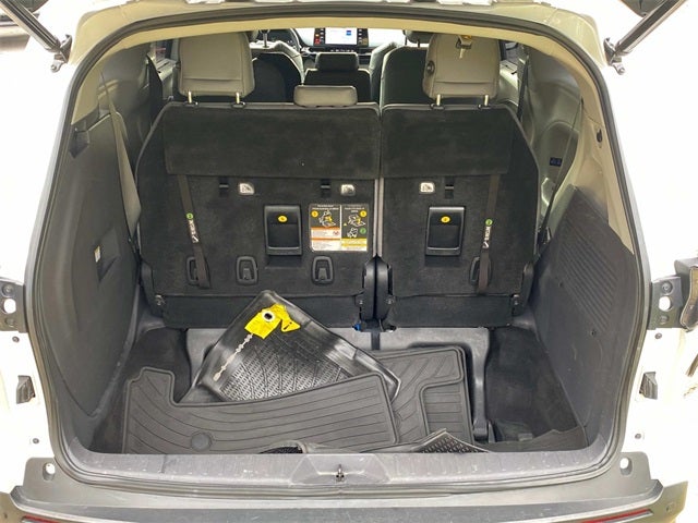 2021 Toyota Sienna XLE 8 Passenger