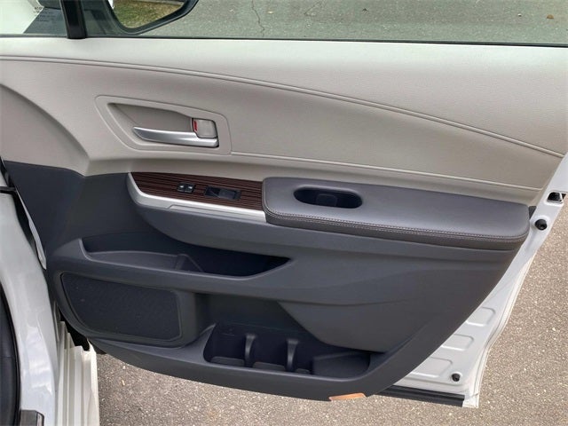 2021 Toyota Sienna XLE 8 Passenger