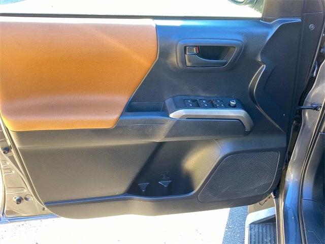 2018 Toyota Tacoma SR5 V6