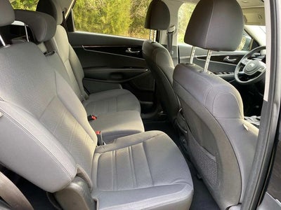 2020 Kia Sorento LX