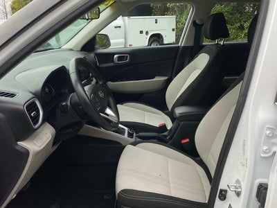 2023 Hyundai Venue SEL