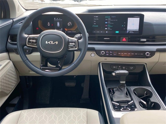 2025 Kia Carnival EX