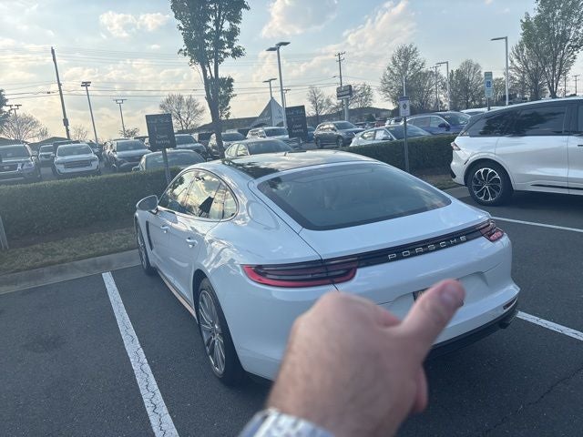 2019 Porsche Panamera Base