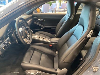 2017 Porsche 911 Carrera