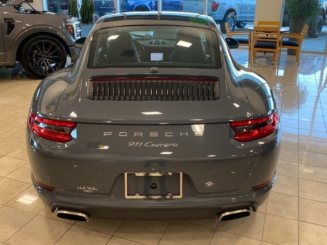 2017 Porsche 911 Carrera