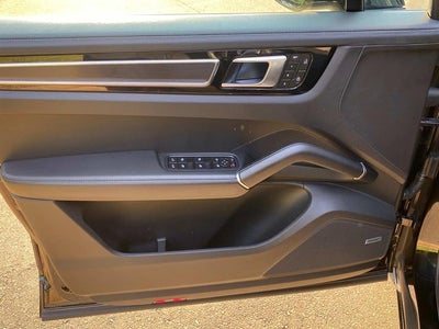 2023 Porsche Cayenne Coupe GTS