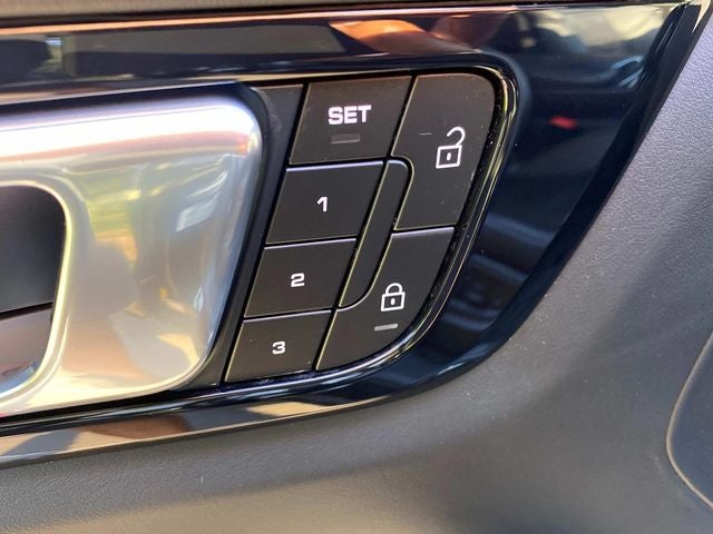 2023 Porsche Cayenne Coupe GTS