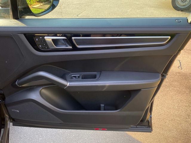 2023 Porsche Cayenne Coupe GTS