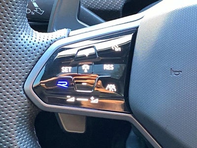 2024 Volkswagen Golf R 2.0T
