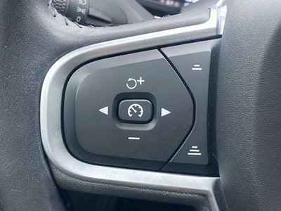 2021 Volvo XC60 T5 Momentum