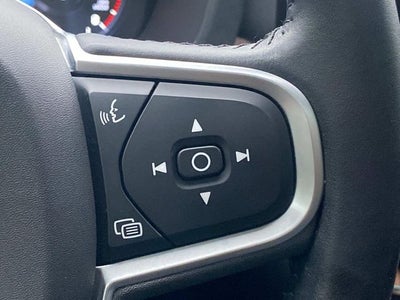 2021 Volvo XC60 T5 Momentum
