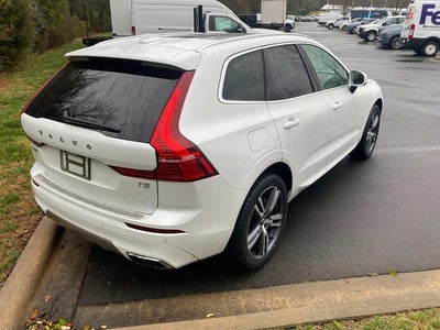 2021 Volvo XC60 T5 Momentum