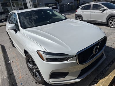 2021 Volvo XC60 T5 Momentum