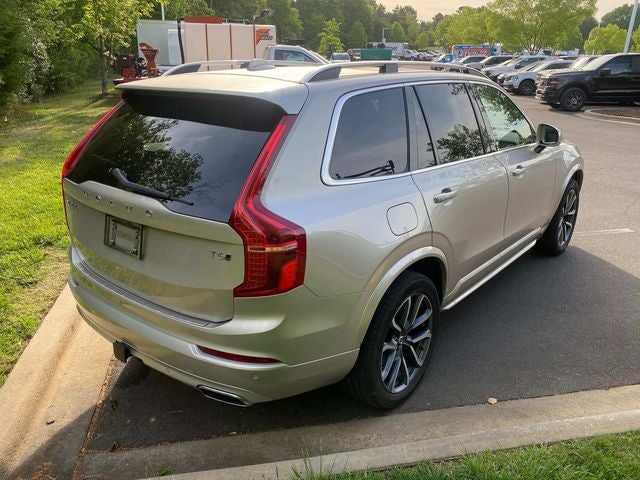 2018 Volvo XC90 T6 Momentum