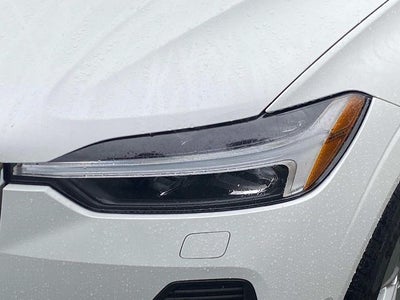 2022 Volvo XC60 B5 Momentum
