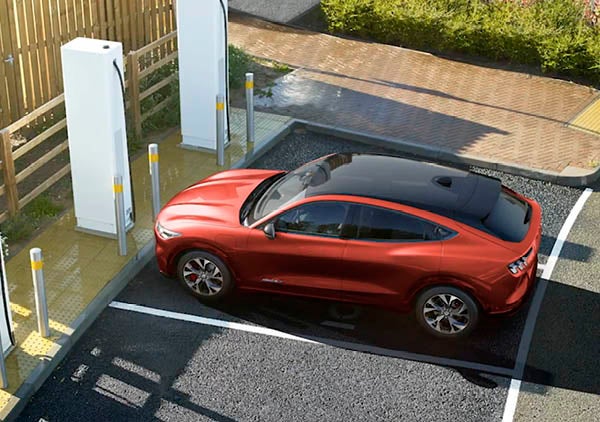 The BlueOval™ Charge Network